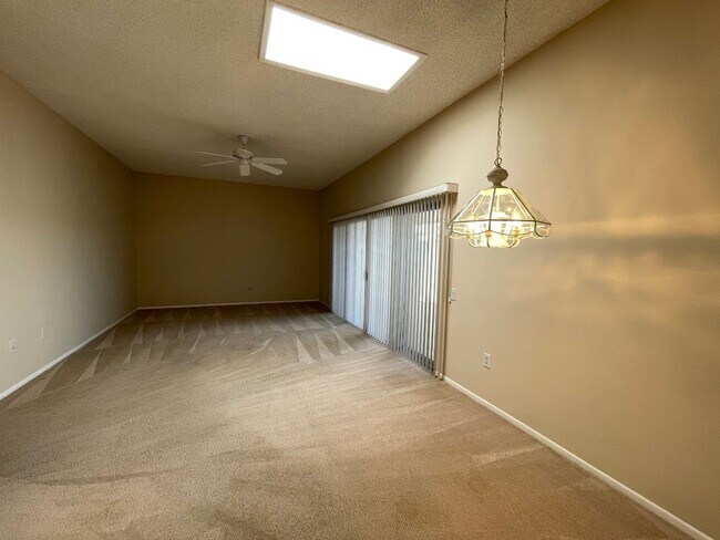 Building Photo - 16810 N Boswell Blvd
