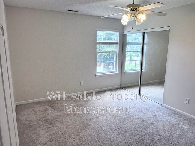 Building Photo - 108 Sturminster Dr