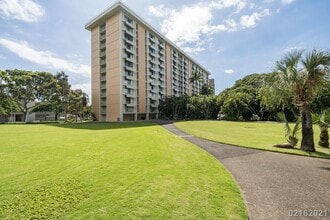 Building Photo - Queen Emma Gardens, Prince Tower, Studio $...