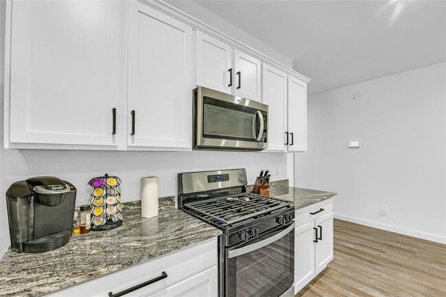 Building Photo - 1142 Sommerville Dr