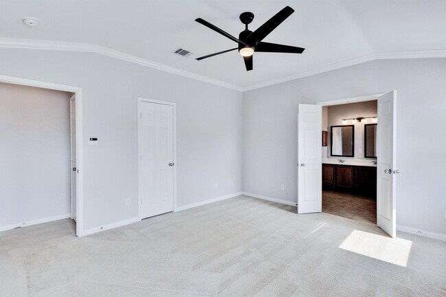 Building Photo - 133 Calline Mayes Run