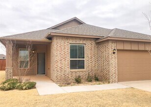Building Photo - 14701 Rambling Crk Cir