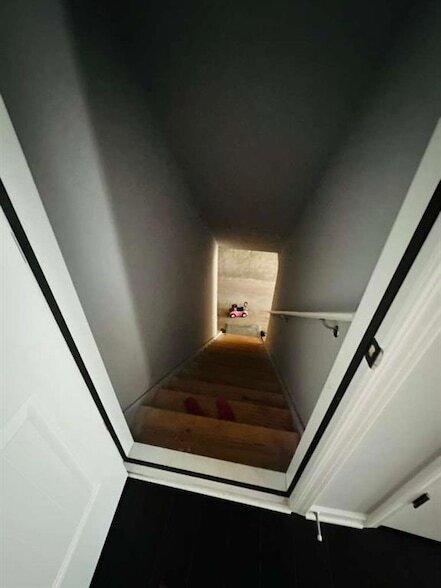 Building Photo - 8035 Stiner Grv