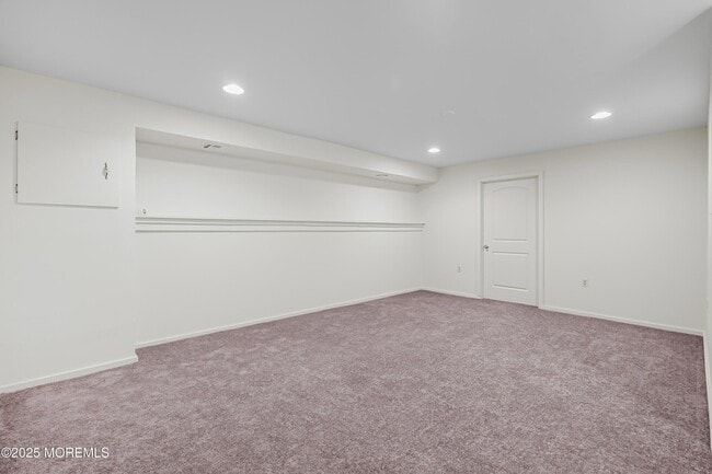 Building Photo - 144 New Cedar Ln