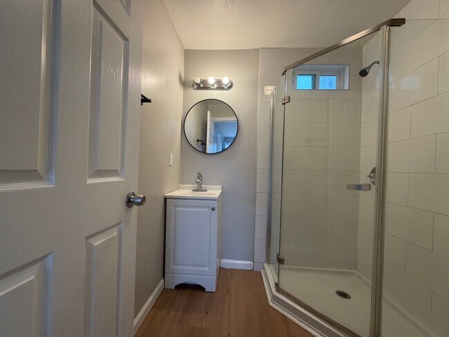 Building Photo - 26th Street