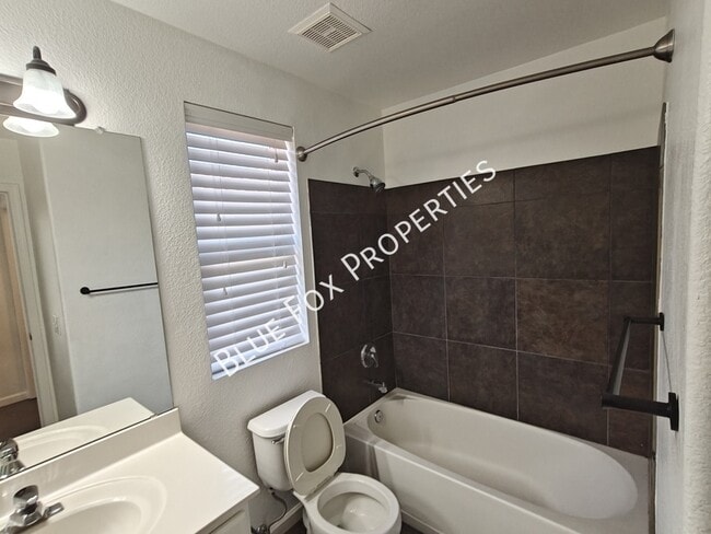 Building Photo - 2289 W Enchantment Pl