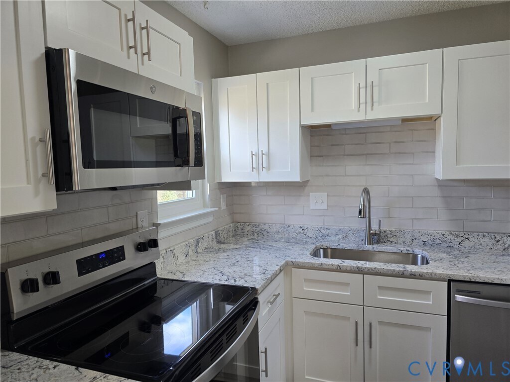 Building Photo - 10200 Stroud Ln