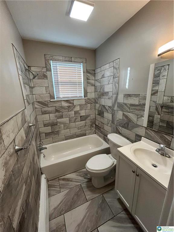 Building Photo - 1151 Catasauqua Rd