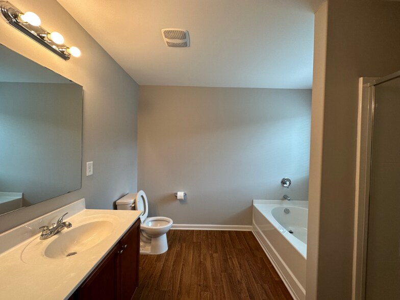 Building Photo - 11208 Snapfinger Dr