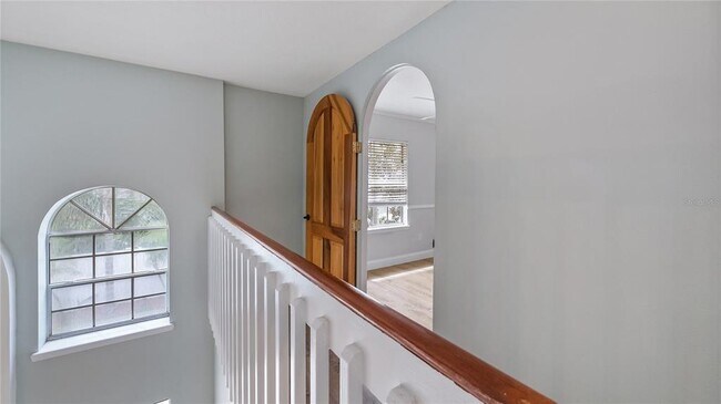 Building Photo - 468 Queensbridge Dr