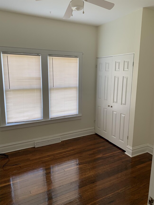 Building Photo - 6309 E Pea Ridge Rd