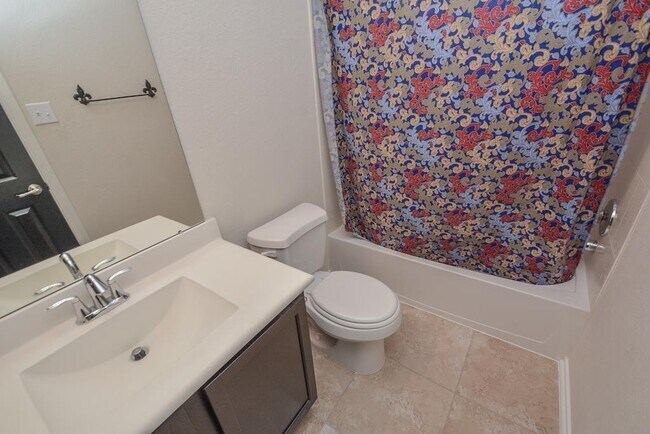 Building Photo - 6490 Calgary Woods Ln