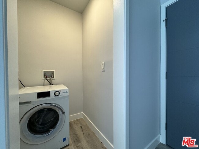 Building Photo - 1505 Cochran Ave