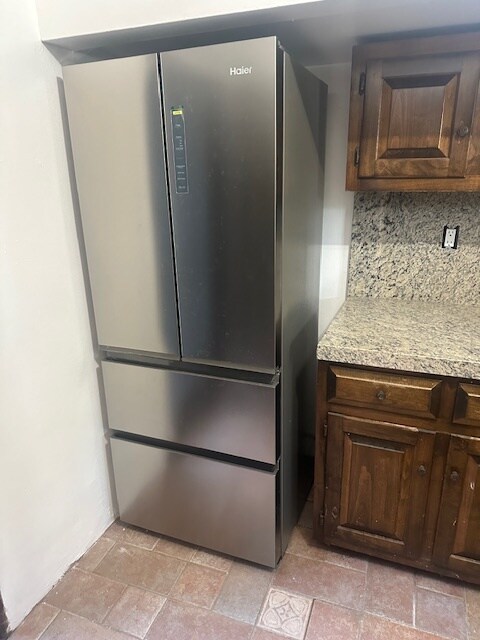 Wonderful, stainless steel refrigerator - 367 Beloit Ave