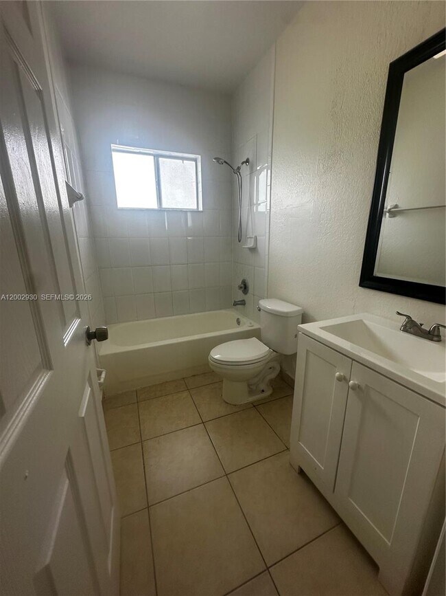 Building Photo - 26524 SW 138th Ave