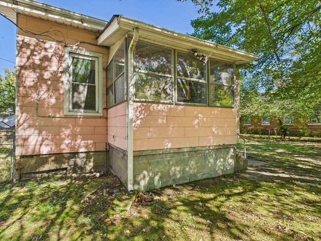 Building Photo - 2408 Concord Ave