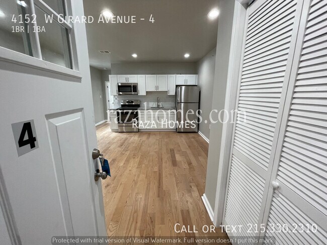 Building Photo - 4152 W Girard Ave