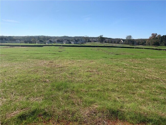 Building Photo - 929 Independence Ave