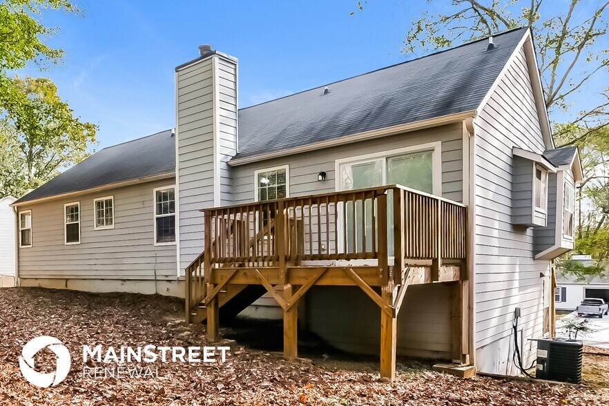 Building Photo - 5878 Homestead Cir