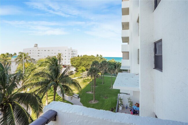 Building Photo - 1201 S Ocean Dr