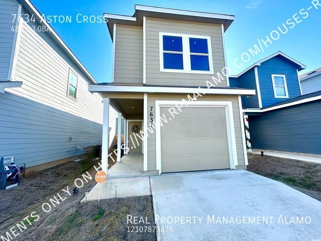 Building Photo - AVAILABLE NOW! Two-Story 4 Bedroom / 2.5 B...