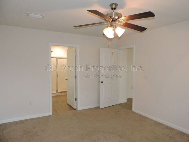 Building Photo - 5780 Blackhorse Cir