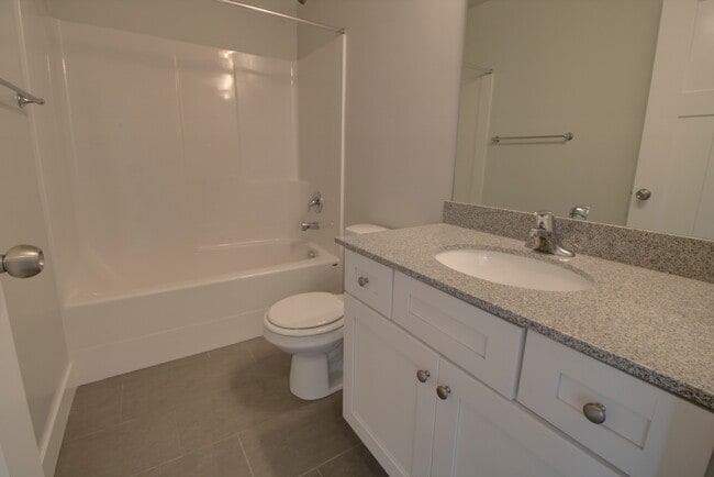Building Photo - Pet Friendly Lehi Townhome