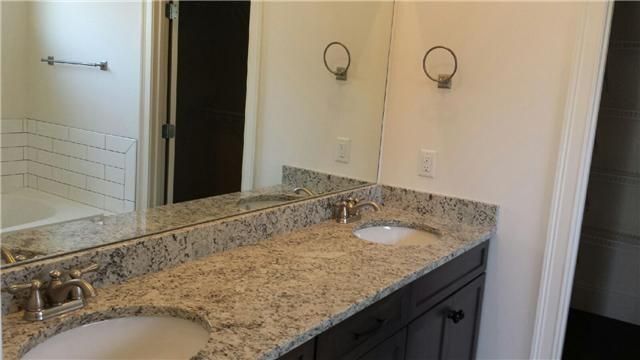 Building Photo - New Construction Home for Rent in Sylvan H...