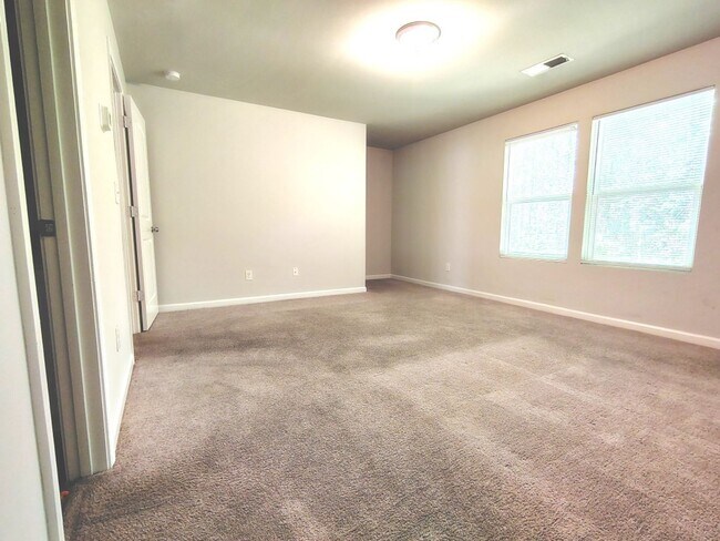 Building Photo - A Fabulous Place to Call Home!