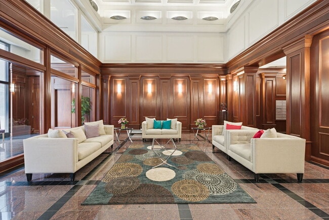 Building Photo - 212 W Washington St