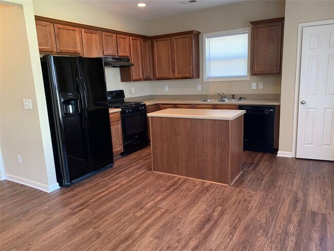Building Photo - 5990 Crestwick Wy