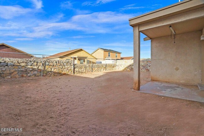 Building Photo - 14223 Poets Rock Ln