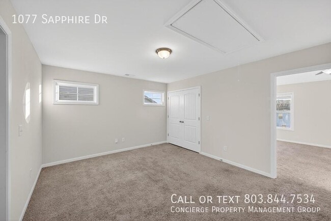 Building Photo - 1077 Sapphire Dr