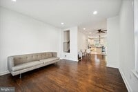 Building Photo - 32 S Cricket Terrace