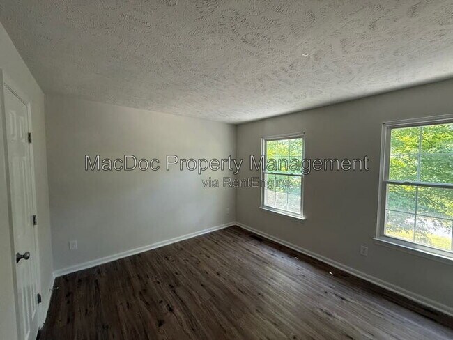 Building Photo - 11304 Springfield Dr