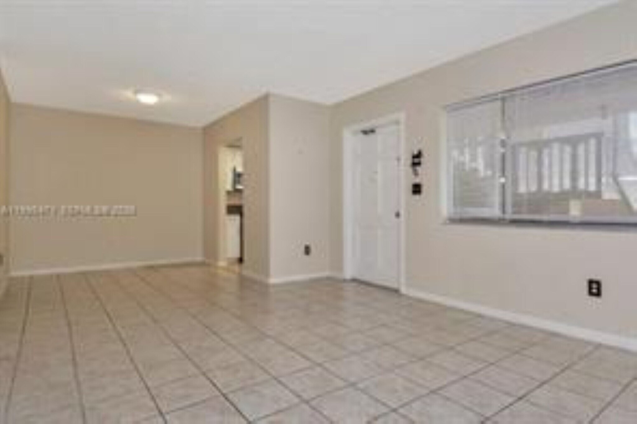 Building Photo - 2101 NE 68th St