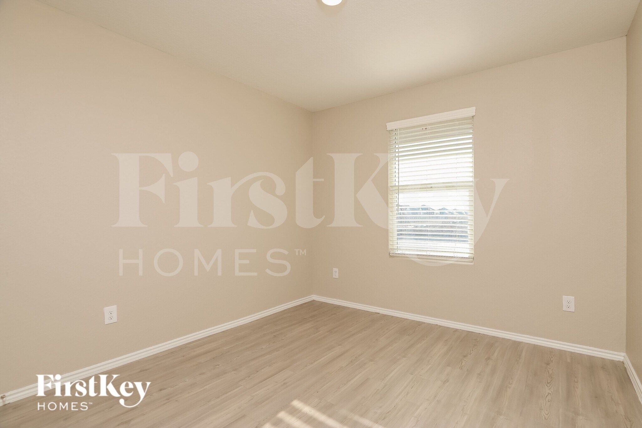 Building Photo - 3921 Far Horizon