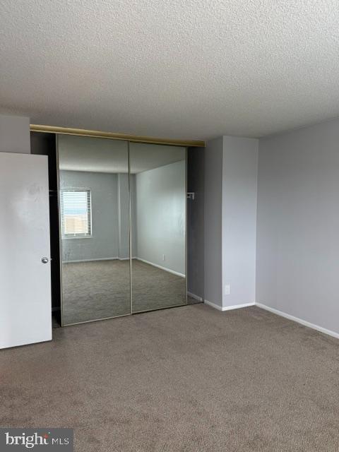 Building Photo - 307 Yoakum Pkwy