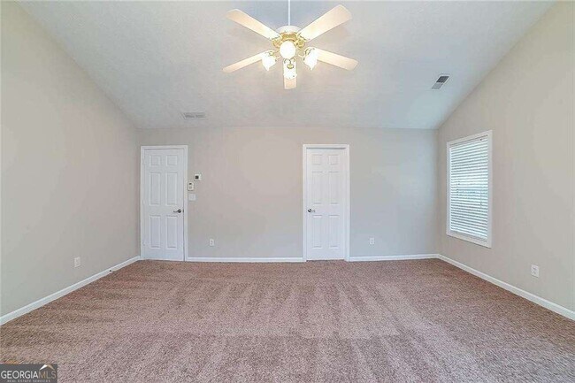 Building Photo - 170 Adams Lake Ct