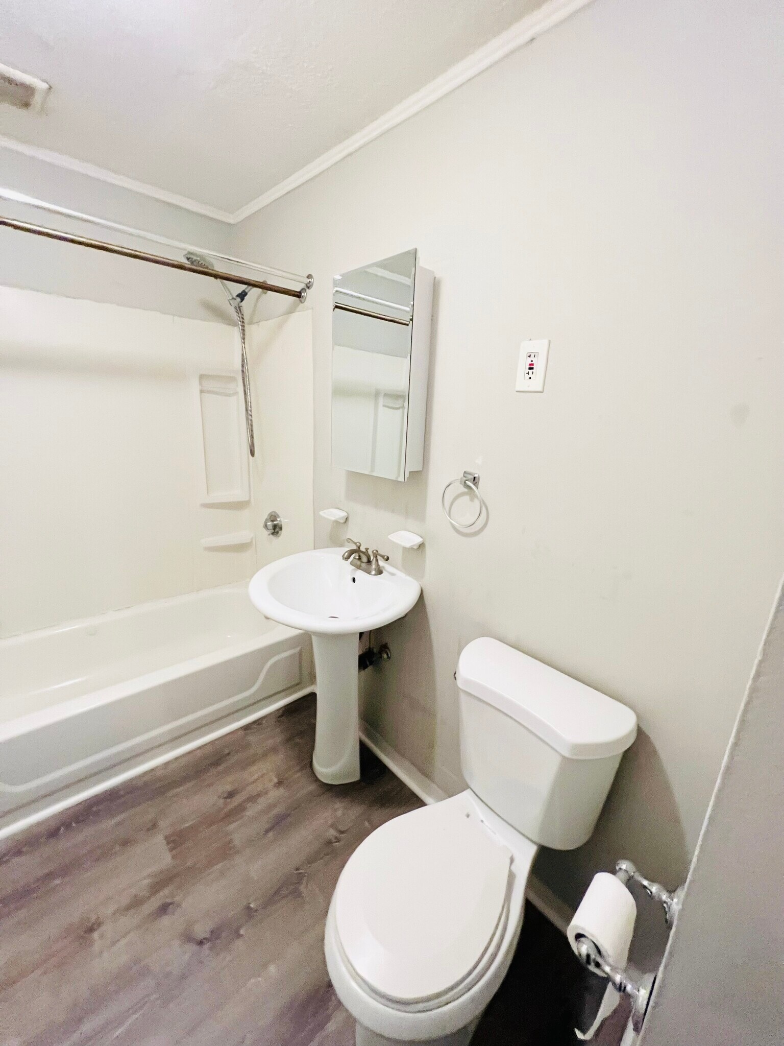 Building Photo - 69 Adams St