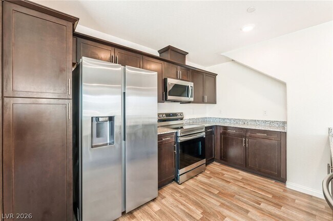 Building Photo - 2940 Beige Mist Ct