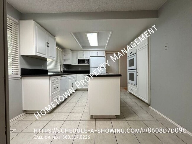 Building Photo - 4218 Glen Terra Dr SE