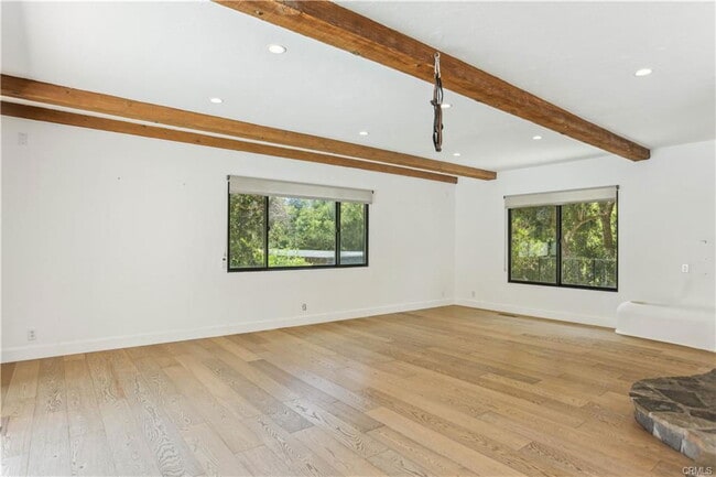 Building Photo - 25650 Timpangos Dr