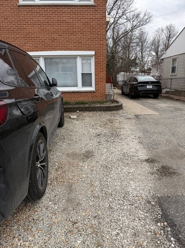 Building Photo - 1995 Howard Ave