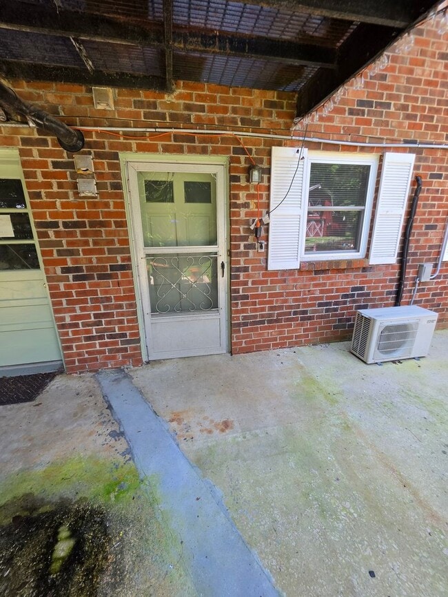 Building Photo - 1 bedroom 1 bath