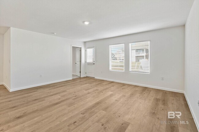 Building Photo - 19349 Gray Horse Dr