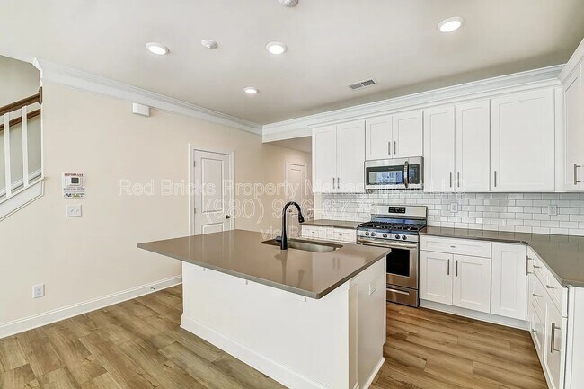 Building Photo - 4023 Black Ct