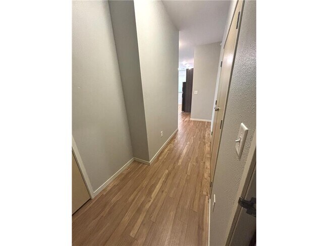 Building Photo - 1901 Pirate Dr