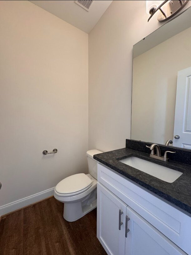 Building Photo - Inquire today on how to get FREE rent!