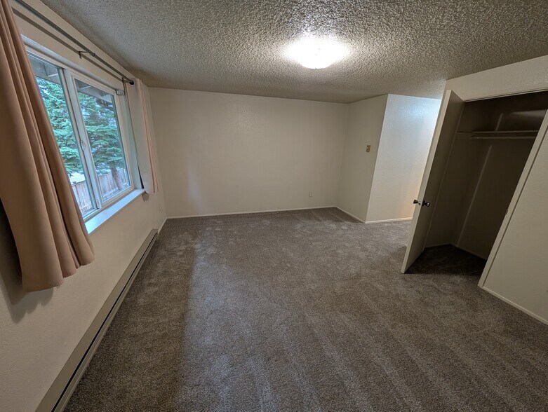 Building Photo - 4617 80th St NE